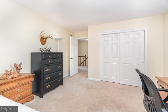 2512 BLARNEY DR, Harrisburg, PA 17112