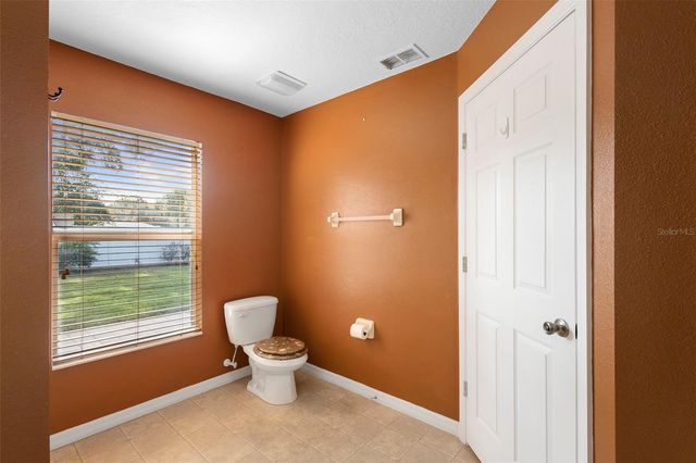 606 WHITE OAK WAY, Deland, FL 32720