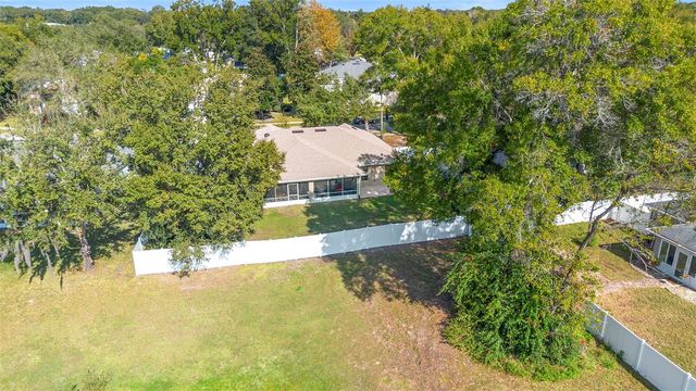 606 WHITE OAK WAY, Deland, FL 32720