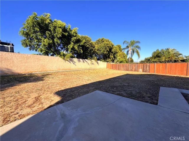 2344 N Teakwood Avenue, Rialto, CA 92377