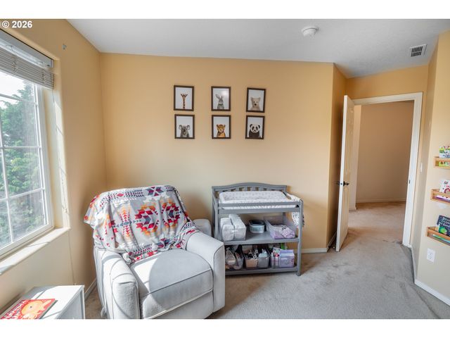 1191 HEATHMAN Dr, Eugene, OR 97402