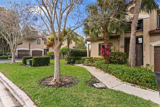 10527 NW 10th Ct A-115, Plantation, FL 33322
