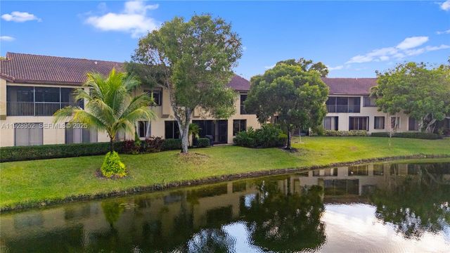 10527 NW 10th Ct A-115, Plantation, FL 33322