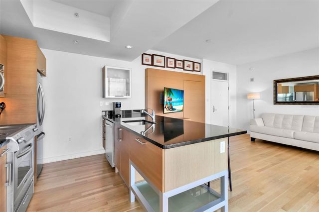 1350 MAIN STREET 502, Sarasota, FL 34236