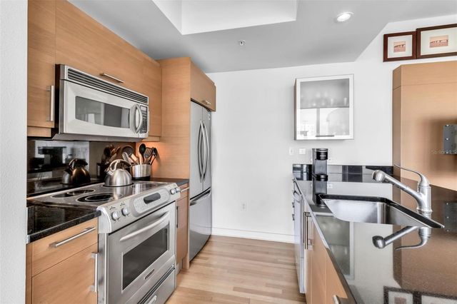 1350 MAIN STREET 502, Sarasota, FL 34236