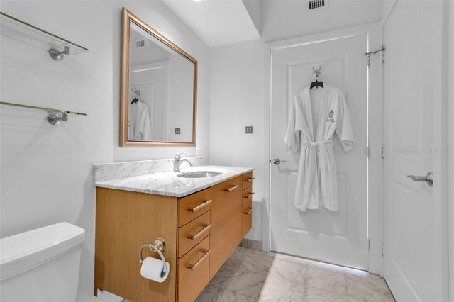 1350 MAIN STREET 502, Sarasota, FL 34236