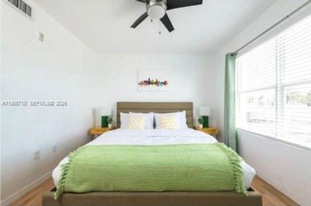 7326 Collins Ave 208, Miami Beach, FL 33141