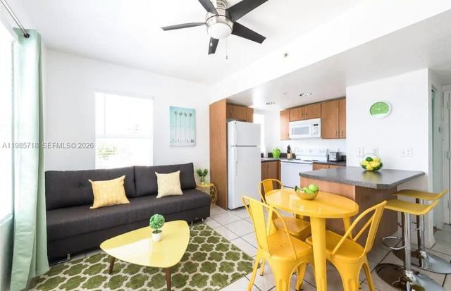 7326 Collins Ave 208, Miami Beach, FL 33141