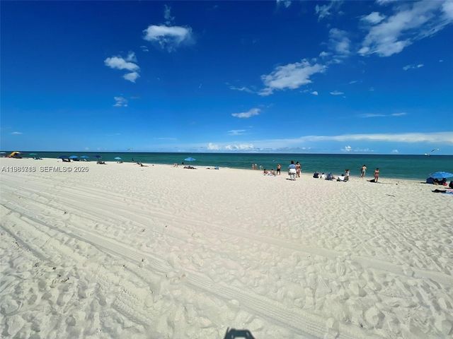 7326 Collins Ave 208, Miami Beach, FL 33141