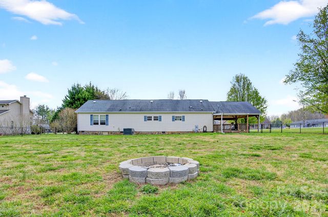 22 Brookfield Lane, Old Fort, NC 28762