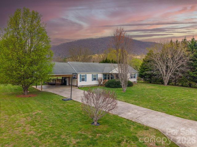 22 Brookfield Lane, Old Fort, NC 28762