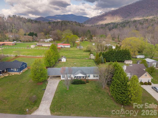 22 Brookfield Lane, Old Fort, NC 28762