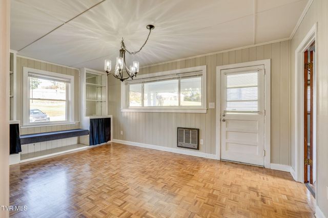 102 College View Drive, Greeneville, TN 37745