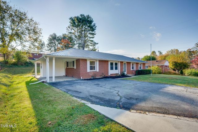 102 College View Drive, Greeneville, TN 37745