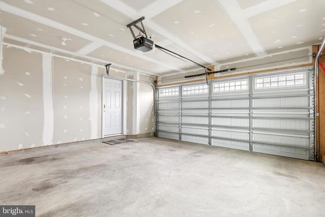 1716 ATLAS DR, Frederick, MD 21702