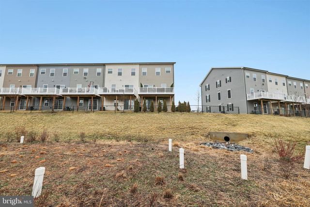 1716 ATLAS DR, Frederick, MD 21702