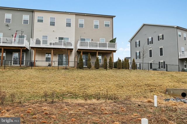 1716 ATLAS DR, Frederick, MD 21702