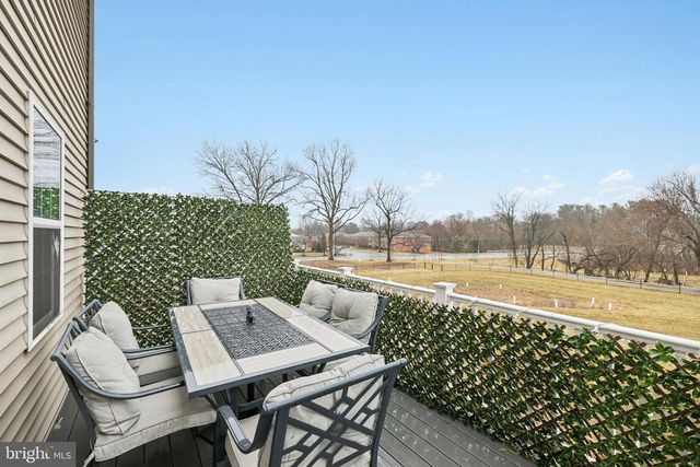 1716 ATLAS DR, Frederick, MD 21702