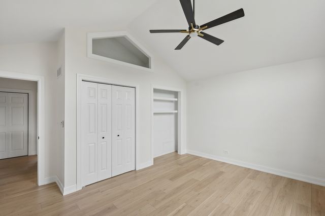 715 Welch Street, Gilberts, IL 60136