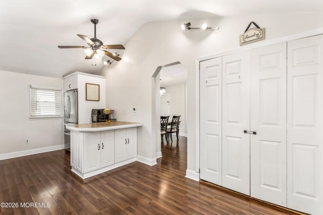 76 Morris Avenue, Belford, NJ 07718