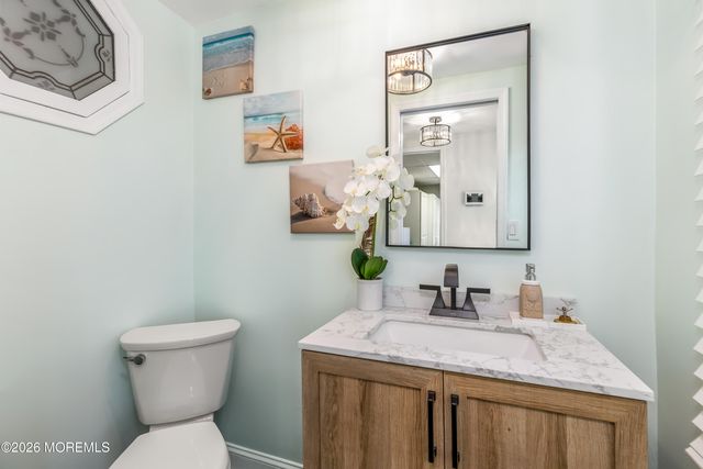 76 Morris Avenue, Belford, NJ 07718