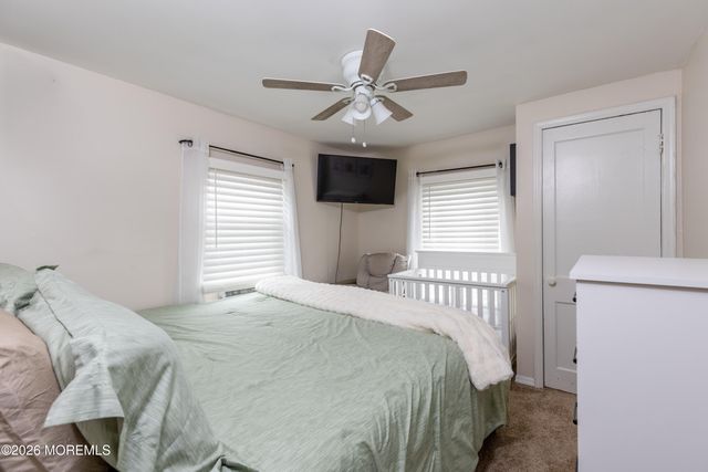 76 Morris Avenue, Belford, NJ 07718
