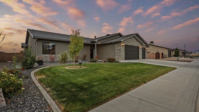 847 Fire Agate Lane, Grand Junction, CO 81506