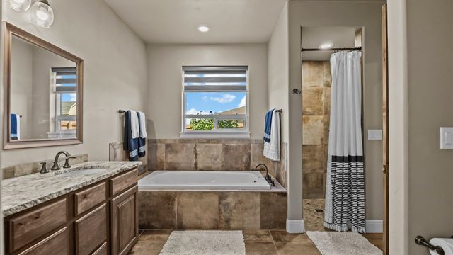 847 Fire Agate Lane, Grand Junction, CO 81506