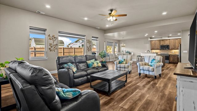 847 Fire Agate Lane, Grand Junction, CO 81506