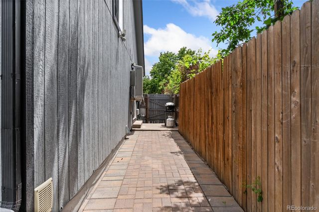18983 E 16th Place, Aurora, CO 80011