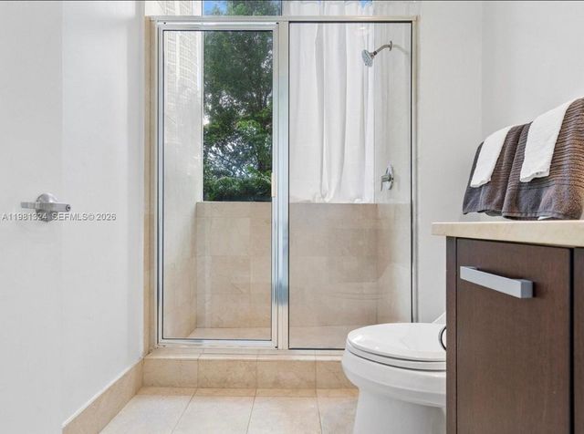 18101 Collins Ave 401, Sunny Isles Beach, FL 33160