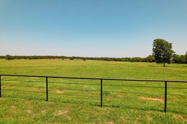 60 Ribbonwood Trail, Collinsville, TX 76233