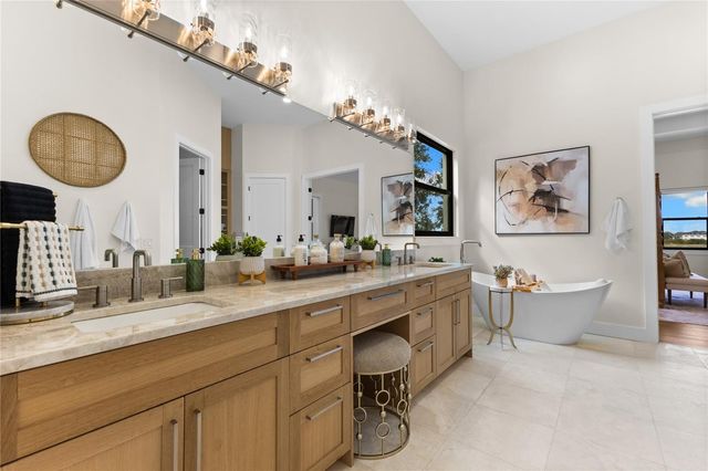 4940 WAUCHULA ROAD, Myakka City, FL 34251