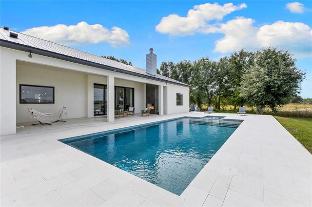 4940 WAUCHULA ROAD, Myakka City, FL 34251