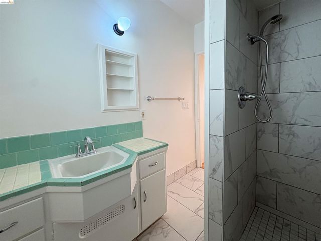 2801 Fulton St, Berkeley, CA 94705