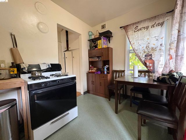 2801 Fulton St, Berkeley, CA 94705