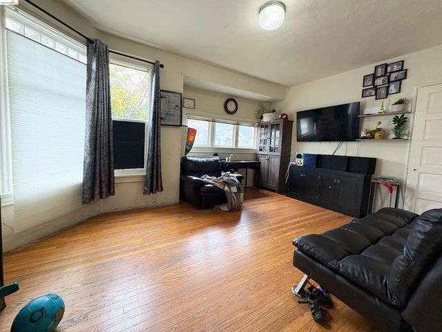 2801 Fulton St, Berkeley, CA 94705
