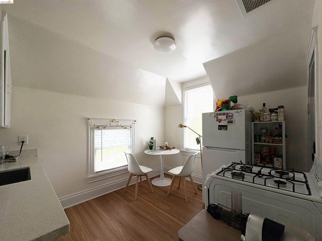 2801 Fulton St, Berkeley, CA 94705