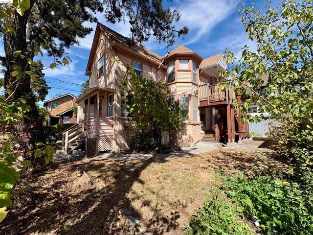 2801 Fulton St, Berkeley, CA 94705