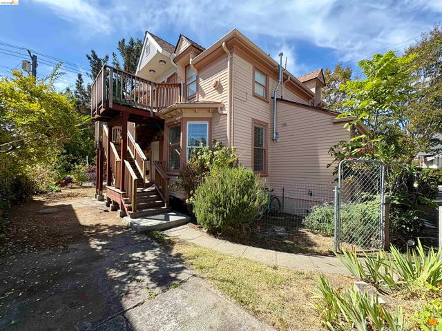 2801 Fulton St, Berkeley, CA 94705