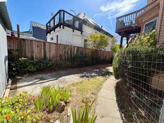 2801 Fulton St, Berkeley, CA 94705