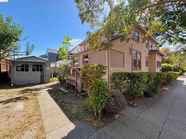2801 Fulton St, Berkeley, CA 94705