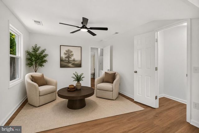 844 50TH PL NE, Washington, DC 20019