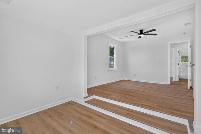 844 50TH PL NE, Washington, DC 20019