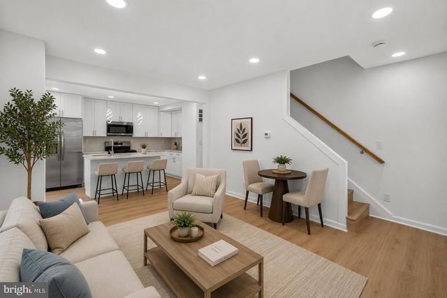 844 50TH PL NE, Washington, DC 20019