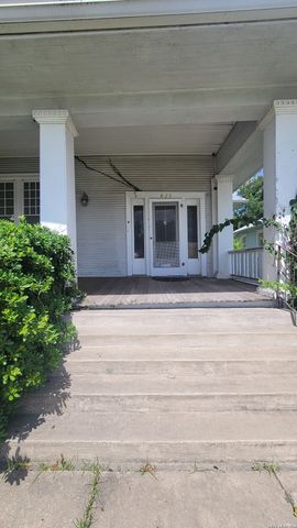 825 N PINE ST, San Antonio, TX 78202