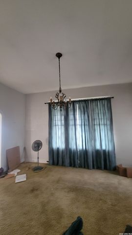 825 N PINE ST, San Antonio, TX 78202