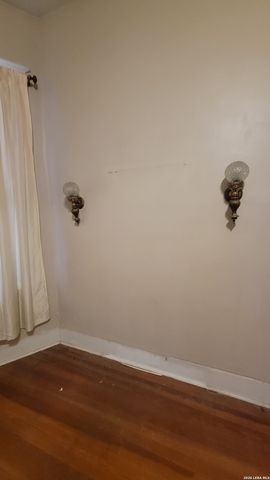 825 N PINE ST, San Antonio, TX 78202