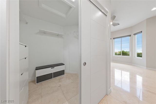 1928 Hot Oak Ridge Street, Las Vegas, NV 89134