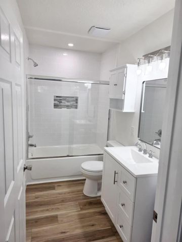 3125 South Drive, Groves, TX 77619